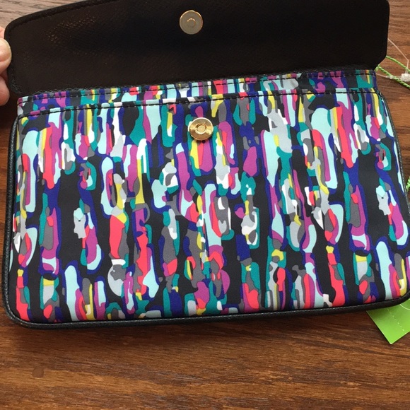 Vera Bradley Wristlet NWT - Picture 4 of 8